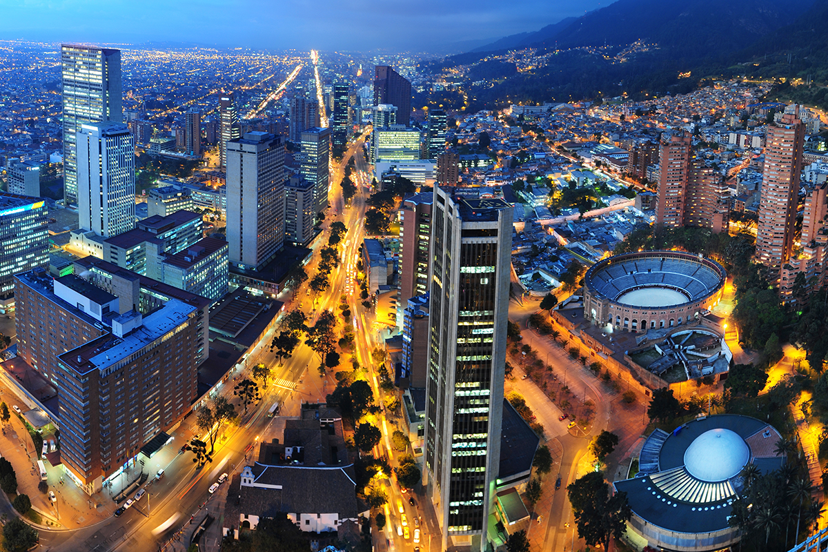 ¿Cómo comprar vivienda en Bogotá si vives en el exterior?